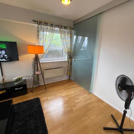 The Reflection Apartment , With River Thames View London Eksteriør bilde